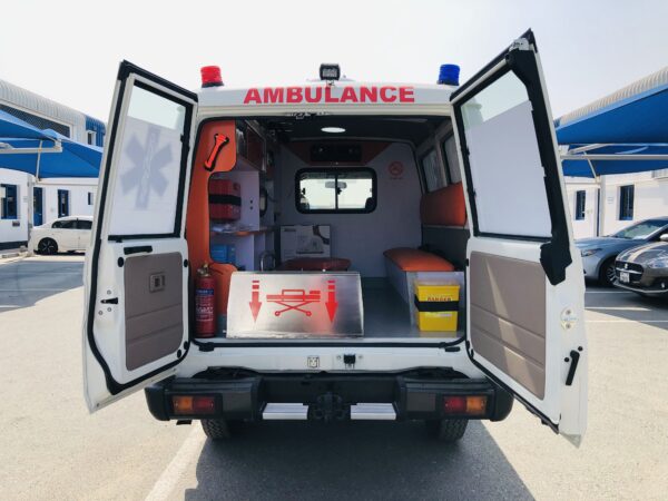 Toyota Land Cruiser 78 2024YM 4x4 Off-Road Ambulance - Image 15