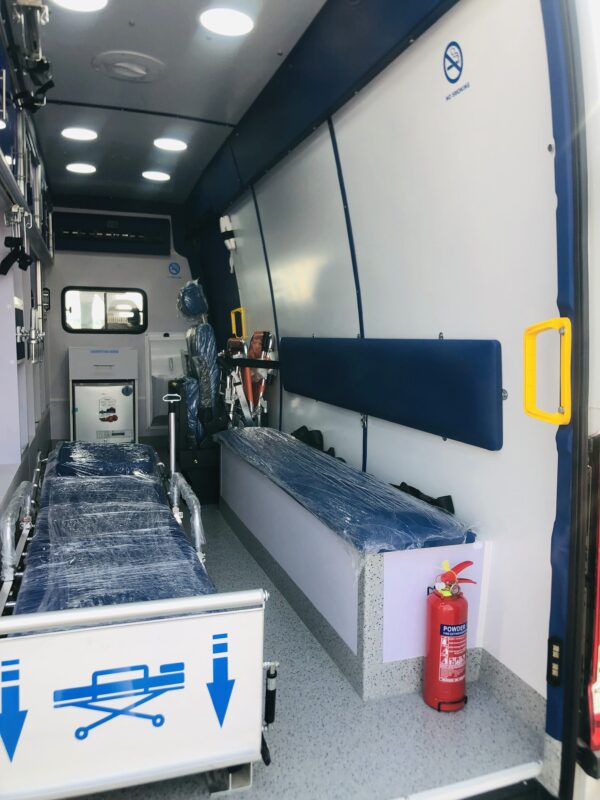 Iveco Daily 50C15VH ambualnce - back cabin view