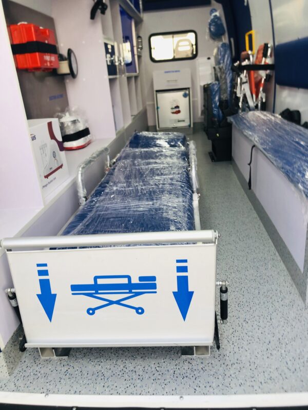 Iveco Daily 50C15VH ambualnce - stretcher