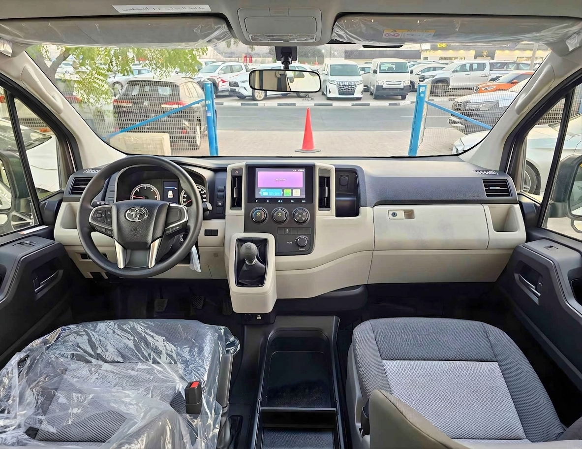 TOYOTA HIACE HIGHROOF DX PASSENGER 2026 DIESEL V4 2.8L M/T - Image 10