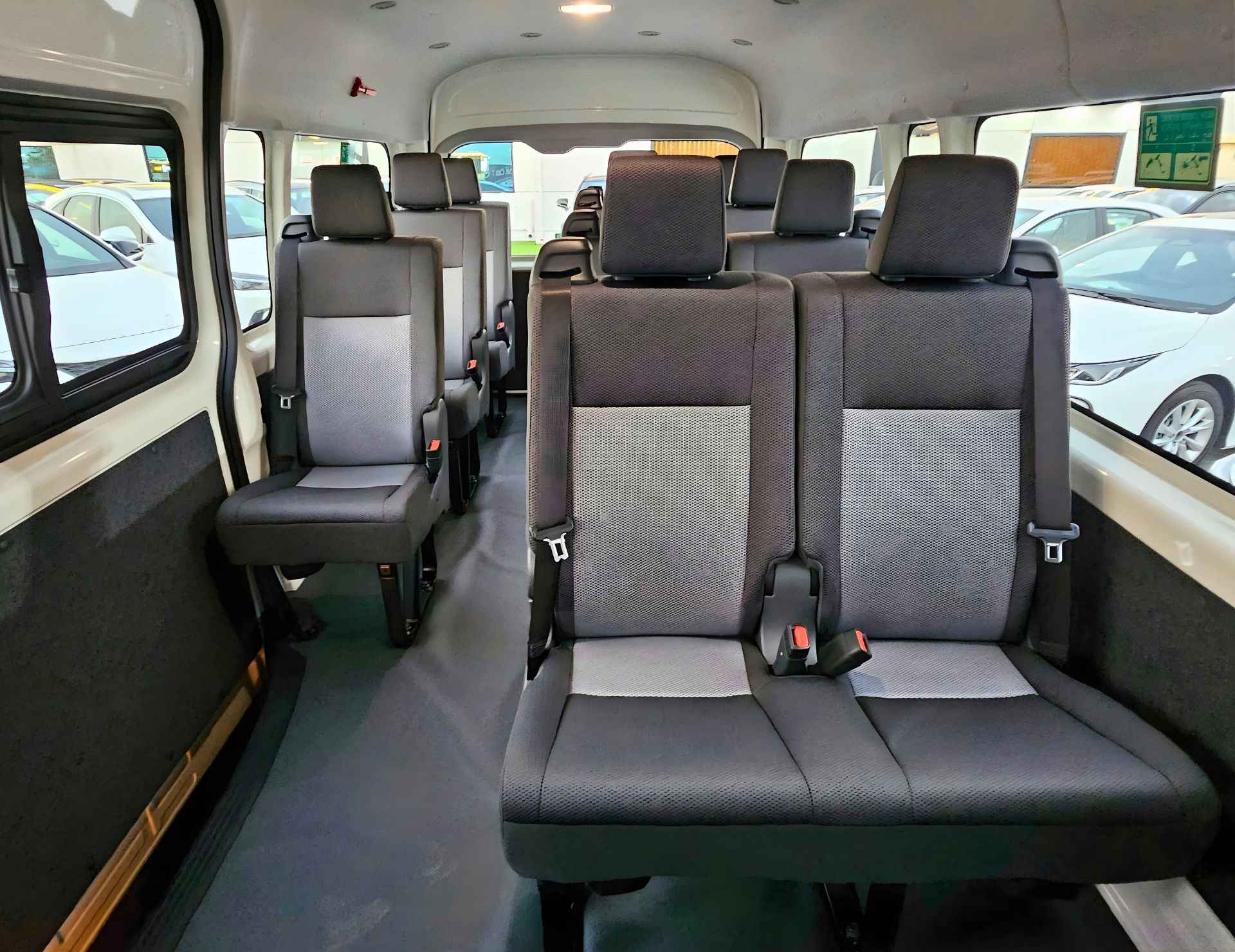 TOYOTA HIACE HIGHROOF DX PASSENGER 2026 DIESEL V4 2.8L M/T - Image 14