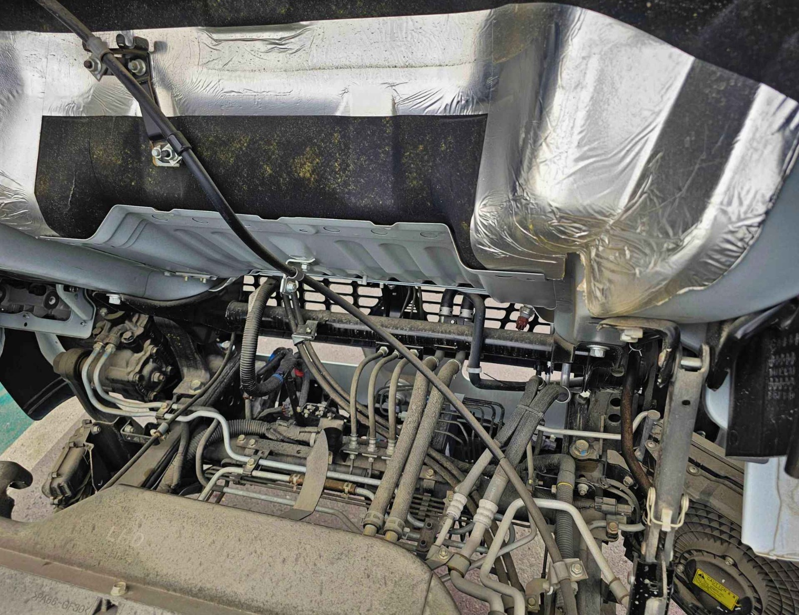MITSUBISHI FUSO CANTER CARGO 2026 DIESEL V6 4.2L M/T - Image 12