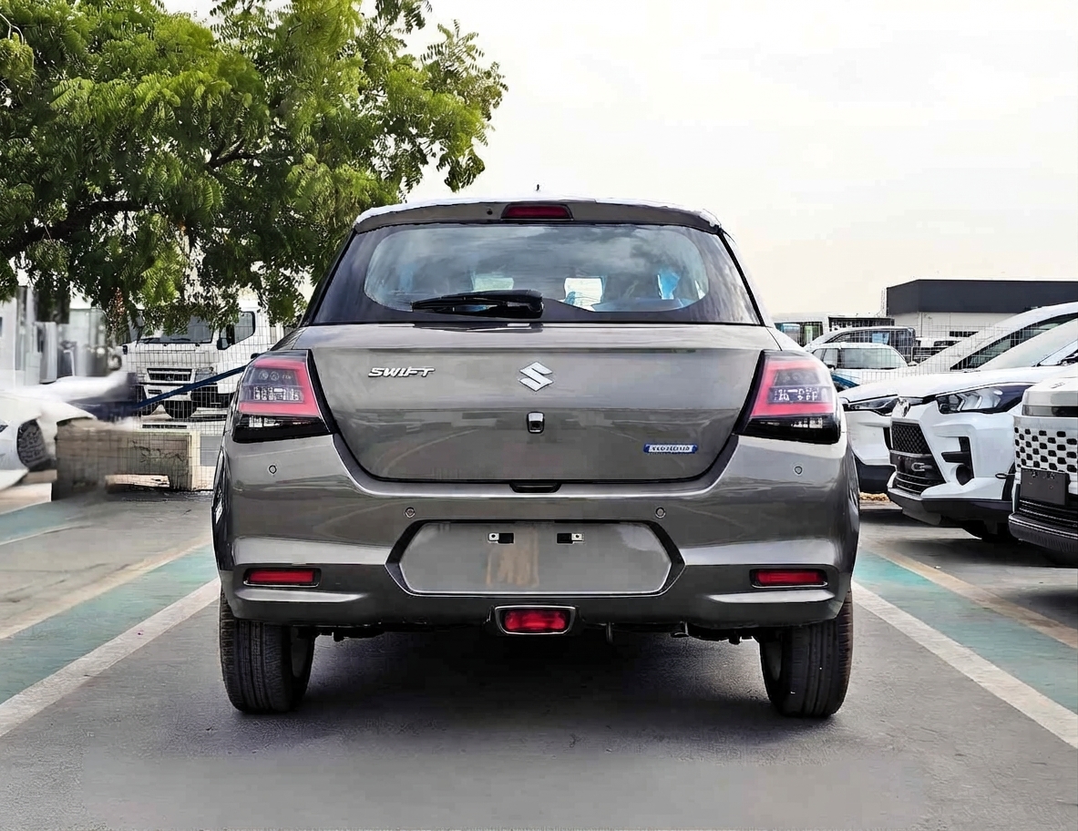 SUZUKI SWIFT GLX HYBRID 2026 PETROL V4 1.2L A/T - Image 15