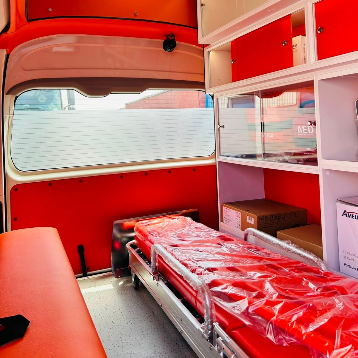 TOYOTA HIACE V4 2.8L DIESEL A/T 2026 AMBULANCE - Image 12