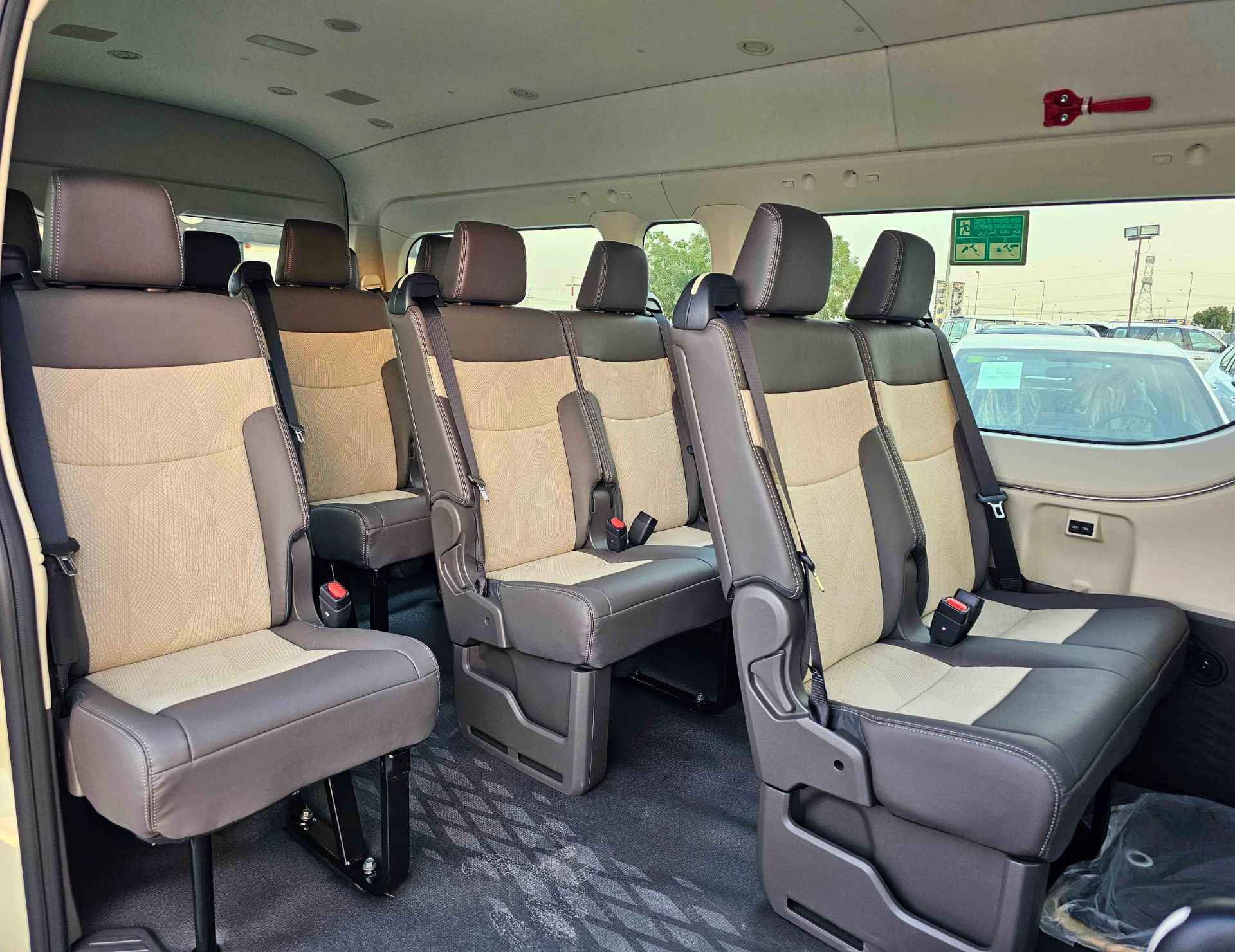 TOYOTA HIACE HIGHROOF GL 2026 DIESEL V4 2.8L A/T - Image 16