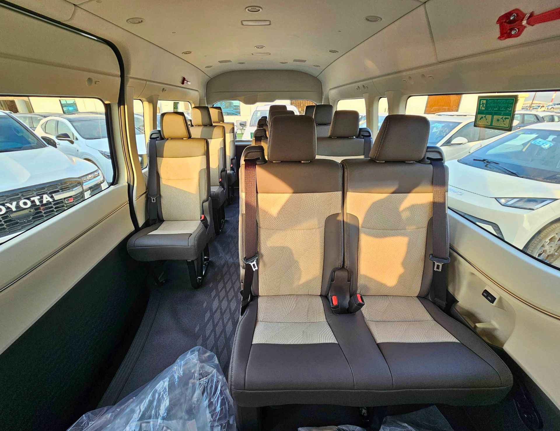 TOYOTA HIACE HIGHROOF GL 2026 DIESEL V4 2.8L A/T - Image 18